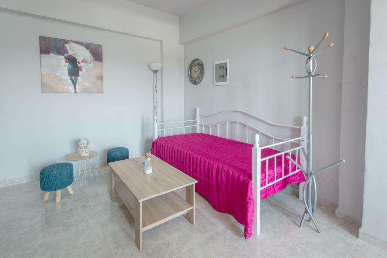 Paulsia Apartments Psinthos ภายนอก รูปภาพ