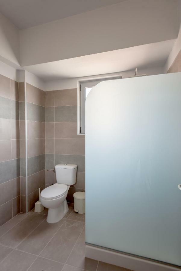 Paulsia Apartments Psinthos ภายนอก รูปภาพ